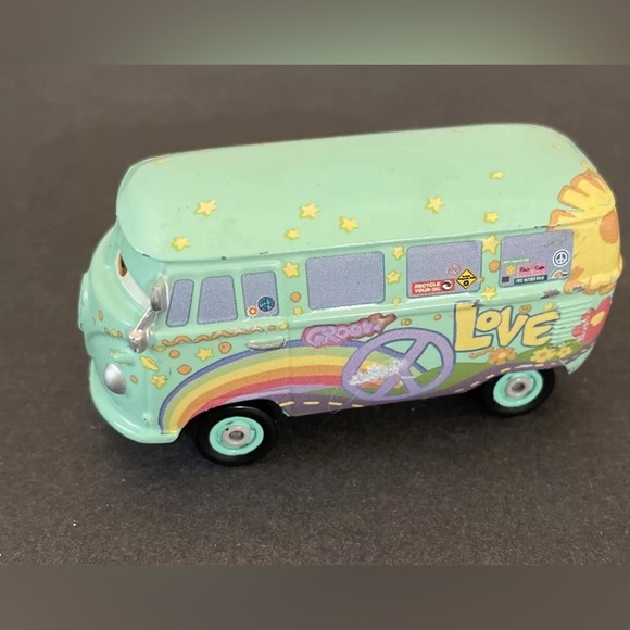 Mattel Disney Pixar Cars 3 Fillmore VW Bus Hippie Love Peace Volkswagen Van - Picture 5 of 10